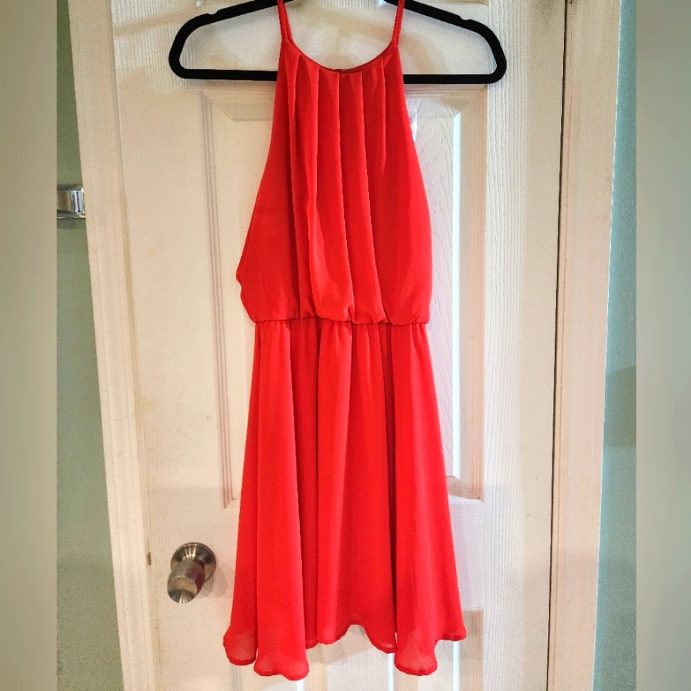 Red Sleeveless Dress